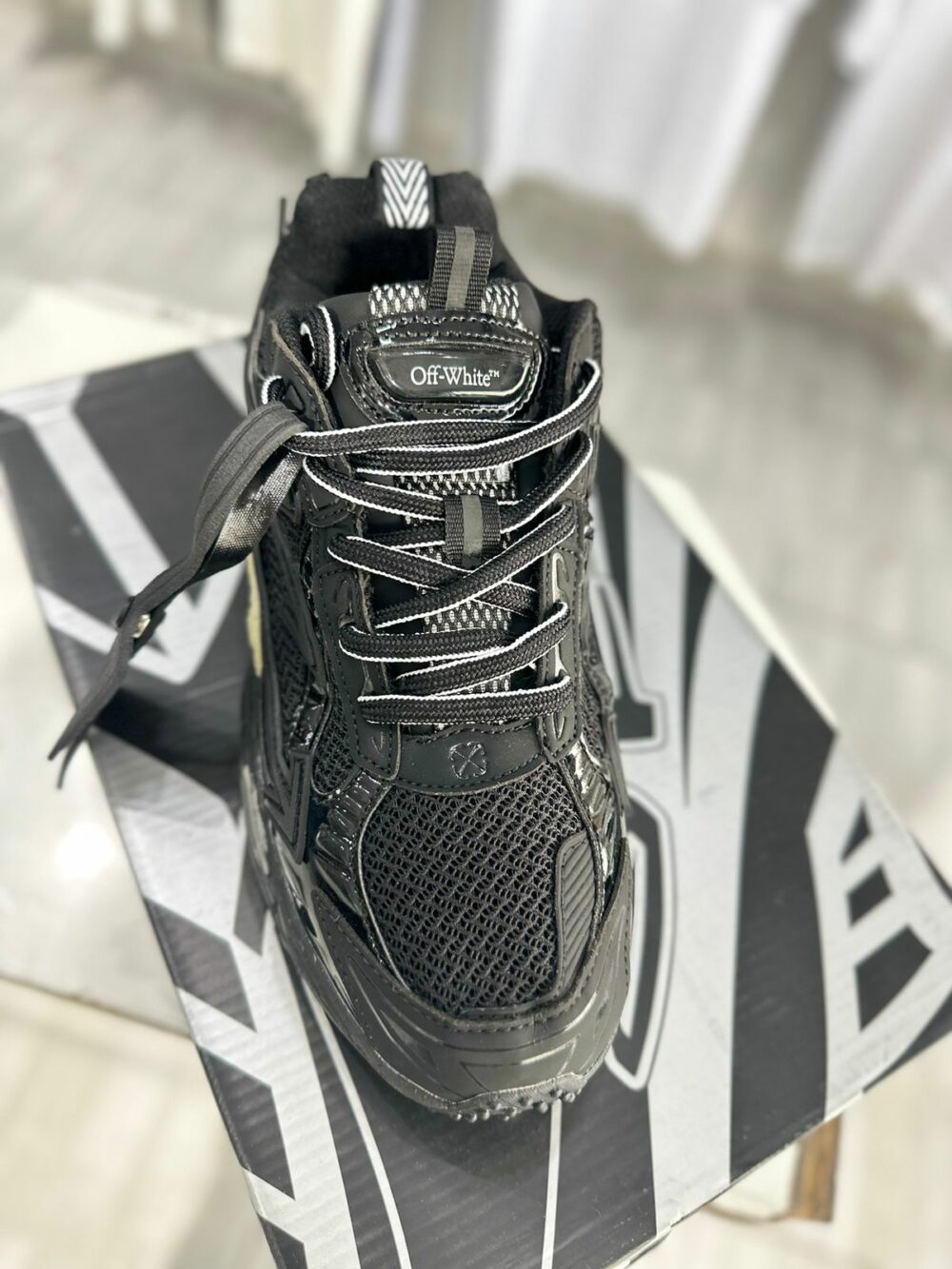 Off white black – Image 2